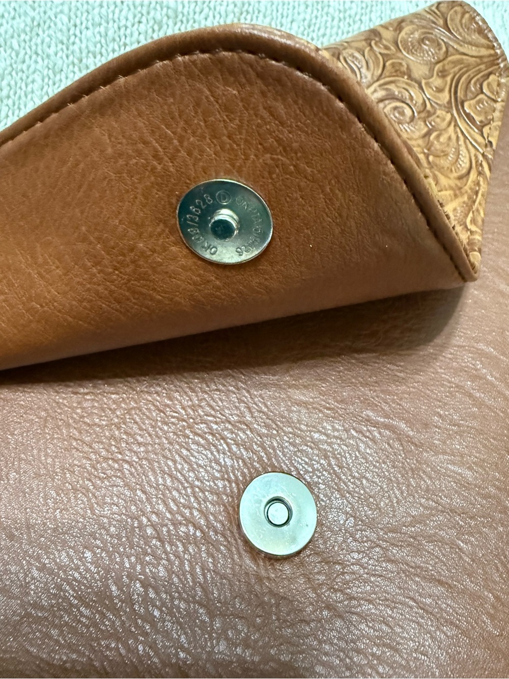 Embossed Leather-Faux Brown Envelope Clutch - Picture 4 of 8
